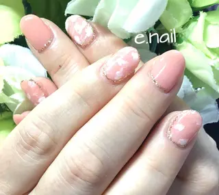 ネイル e.nail所属・和賀井 恵理のネイルデザイン