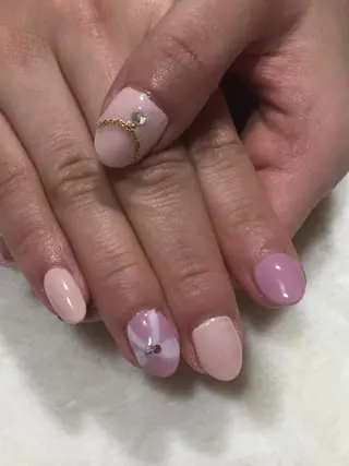 ネイル Sympa 𝓜iwako🐰ᩚのネイルデザイン