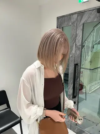 ショート カラー ケアブリーチ 若杉圭大のヘアスタイル