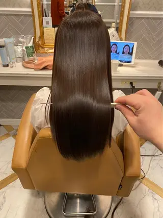 ロング SALOWIN 原宿iori B1所属・‎🤍髪質改善‎🤍 ‎VIVIE‎🤍のヘアスタイル