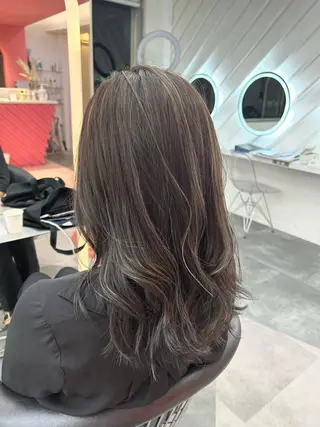 カラー 莉乃/縮毛矯正/髪質 改善/艶カラーのヘアスタイル