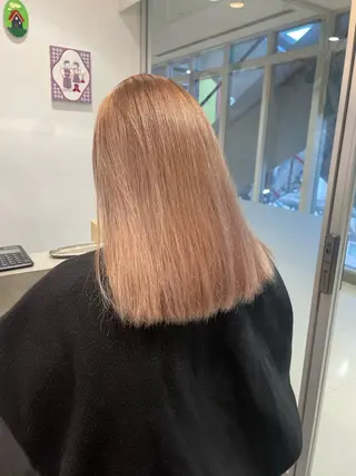 セミロング カラー ブリーチカラー ボブカット🫧のヘアスタイル
