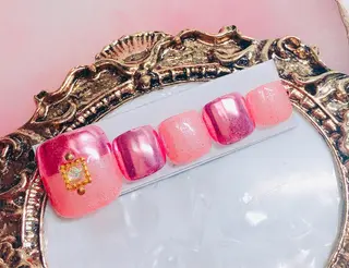 ネイル CROWN プライベートサロンのネイルデザイン