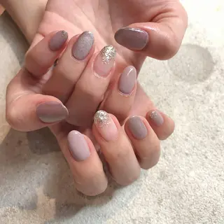 ネイル MAXKELLY 恵比寿所属・maxkelly 恵比寿　オカモトのネイルデザイン