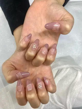 ネイル 伊藤 華子のネイルデザイン