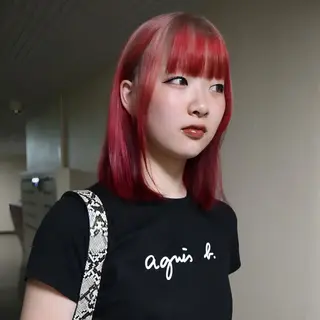 ミディアム カラー 嬉野 暖のヘアスタイル