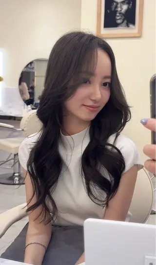ロング カラー ヘアアレンジ レイヤーカット🤍 RINAのヘアスタイル