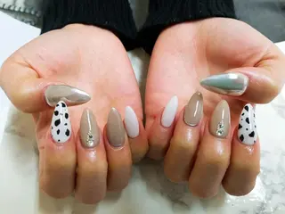 ネイル 河野ちえ (雑誌掲載サロン)のネイルデザイン