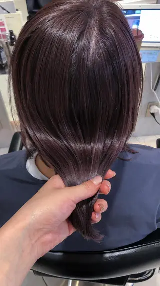 セミロング カラー 圧倒的透明感カラー nana🦕のヘアスタイル