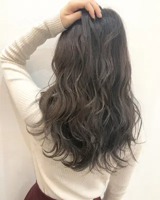 ロング カラー 横浜ブリーチムラ直し ハイトーン/ブリーチのヘアスタイル