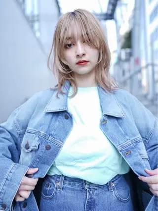 セミロング カラー MISAKI🪐 💫のヘアスタイル