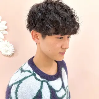 ミディアム パーマ メンズ レイヤーカット/ ハイトーンchimiのヘアスタイル