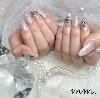 ネイル 🩷🩵mm.大宮 Riyo🧸🩵🩷のネイルデザイン