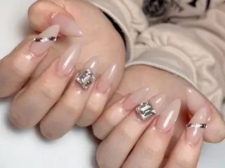 ネイル ネイルサロン Easenのネイルデザイン