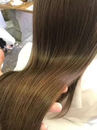 ロング putri店長 和田鈴采のヘアスタイル