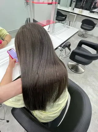 ロング カラー エフェクトブリーチ／ レイヤーカット／翔のヘアスタイル