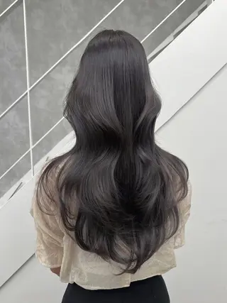 ロング 🚨メンズ曲がる 縮毛矯正りおん🚨のヘアスタイル