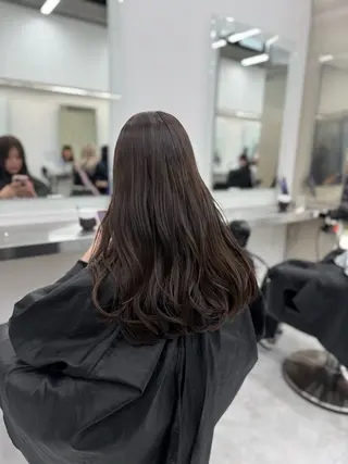 セミロング カラー ブリーチなし🤍透明 感カラー🤍しゅうじのヘアスタイル