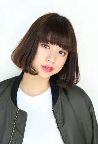 ミディアム リゾートサロン アクアのヘアスタイル