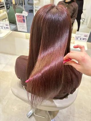 ロング 朝尾 愛花のヘアスタイル