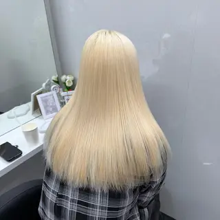 セミロング カラー ハイトーン/ 髪質改善/上質艶髪のヘアスタイル