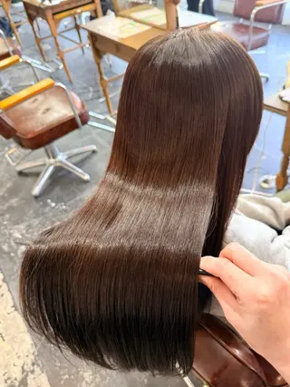 ロング 上村 楓のヘアスタイル