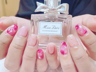 ネイル 頑張る女性の味方✴︎ M.i　nail ♡のネイルデザイン