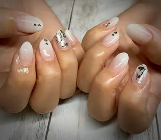 ネイル MARIANAIL マリアネイル所属・川上 真智子のネイルデザイン