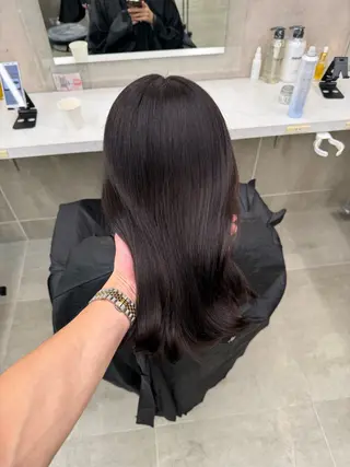 セミロング カラー 顔まわりカット の達人のヘアスタイル