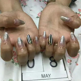 ネイル JEWEL nailのネイルデザイン
