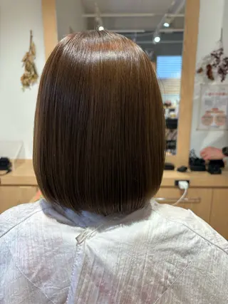 ショート カラー ヘアーアンベリール ことねのヘアスタイル