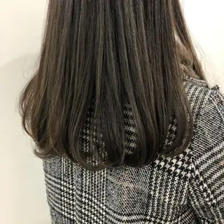 ロング カラー akane .のヘアスタイル