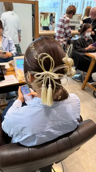 ミディアム ヘアアレンジ ハイトーン/ダブル カラー/あやかのヘアスタイル