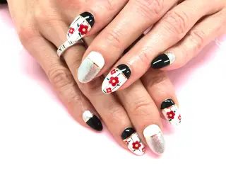 ネイル ユリシスネイル 担当近藤のネイルデザイン