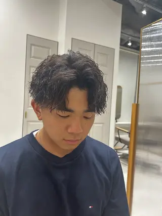 メンズ メンズ特化美容師👾 チカのヘアスタイル