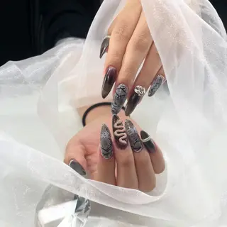 ネイル Rie Beauty所属・リエ ビューティのネイルデザイン