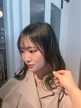 セミロング rina/似合わせ/ 艶髪カラー/髪質改善のヘアスタイル