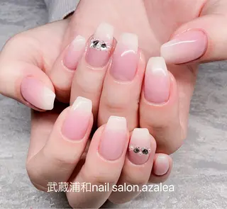 ネイル R inのネイルデザイン