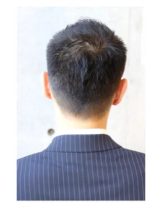 メンズ PERCUT 杉山徹のヘアスタイル