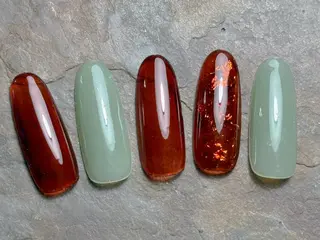 ネイル マジックミラー所属・マジック ミラーのネイルデザイン