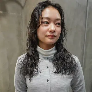 セミロング カラー パーマ ニュアンスデザイン/ SHOUTOのヘアスタイル