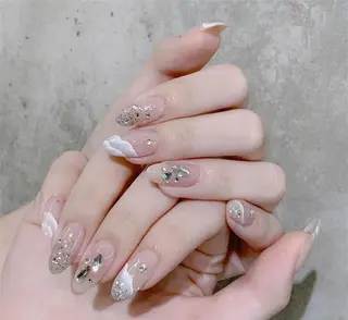 ネイル AngelChris ビューティーサロンのネイルデザイン