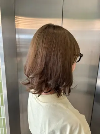 ミディアム .AIRI🌼 暖色/ぱつっとぼぶのヘアスタイル