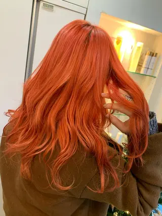 ロング カラー 🌈re-room EIKI🇰🇷のヘアスタイル