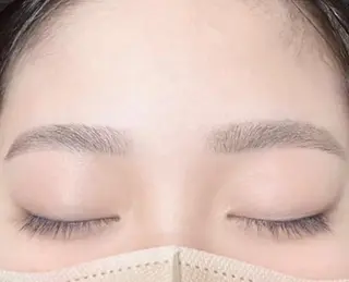 アイブロウ 目彩🌺 伊藤菜々美のマツエク・マツパデザイン