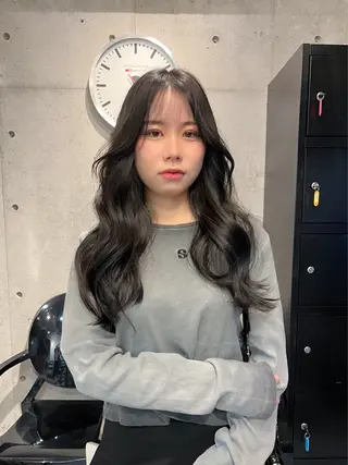 ロング カラー kana ARENDのヘアスタイル