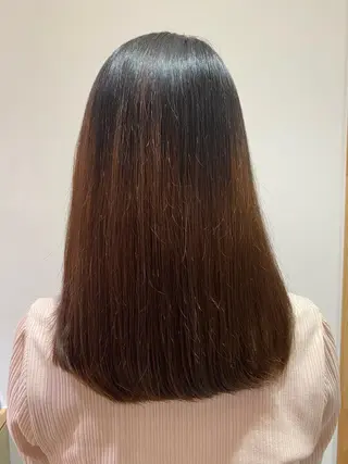 セミロング レイヤー/蟹江/ くすみカラー/川口のヘアスタイル