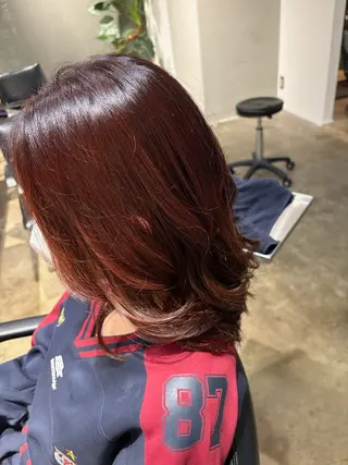 カラー ホリウチ リオのヘアスタイル