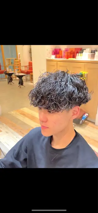 メンズ 波巻きスパイラル/ メンズパーマ/ゆうひのヘアスタイル