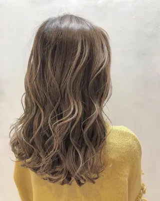 ロング カラーと髪質改善 のミライのヘアスタイル